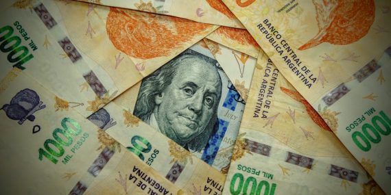 Dolar/TL 38,95 TL'ye yükseldi FED faiz artırımı ve belirsizlik etkili oldu